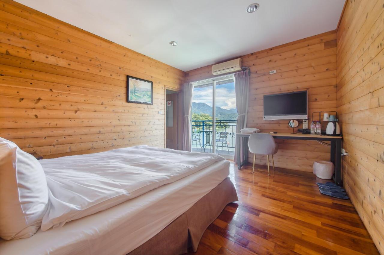 Bishui Shanju Lakeside B&B หยูฉี ภายนอก รูปภาพ