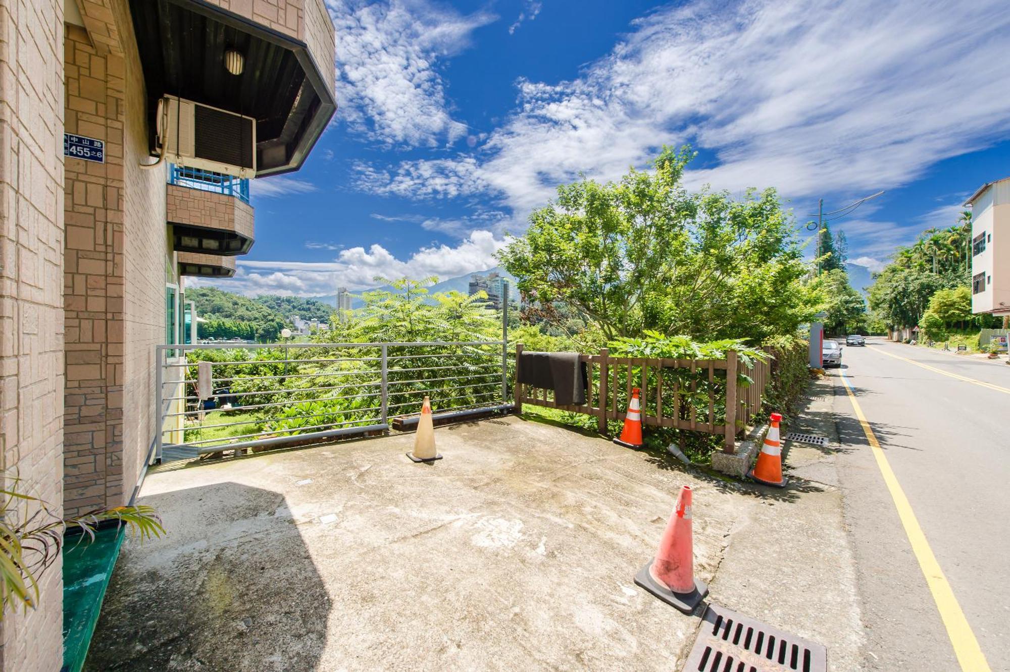 Bishui Shanju Lakeside B&B หยูฉี ภายนอก รูปภาพ