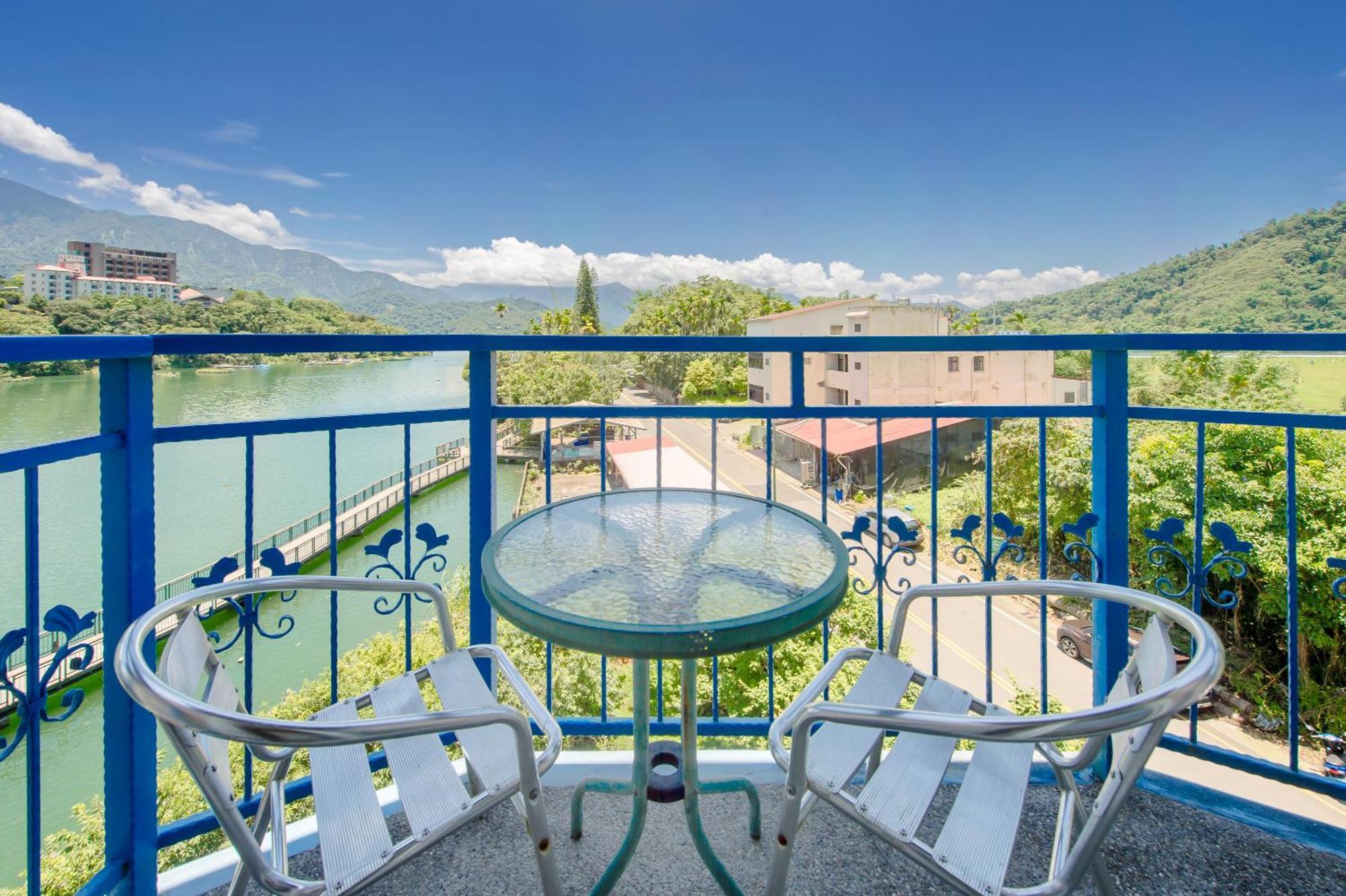 Bishui Shanju Lakeside B&B หยูฉี ภายนอก รูปภาพ