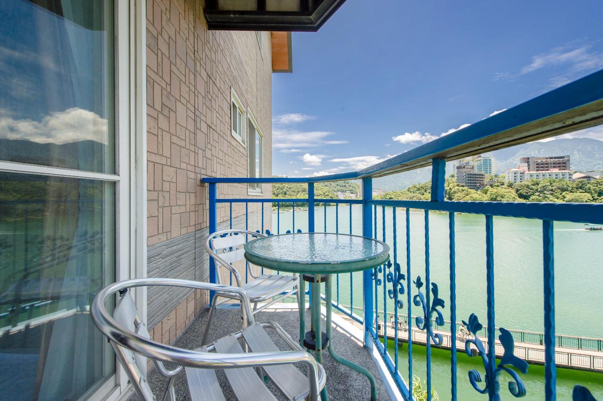 Bishui Shanju Lakeside B&B หยูฉี ภายนอก รูปภาพ