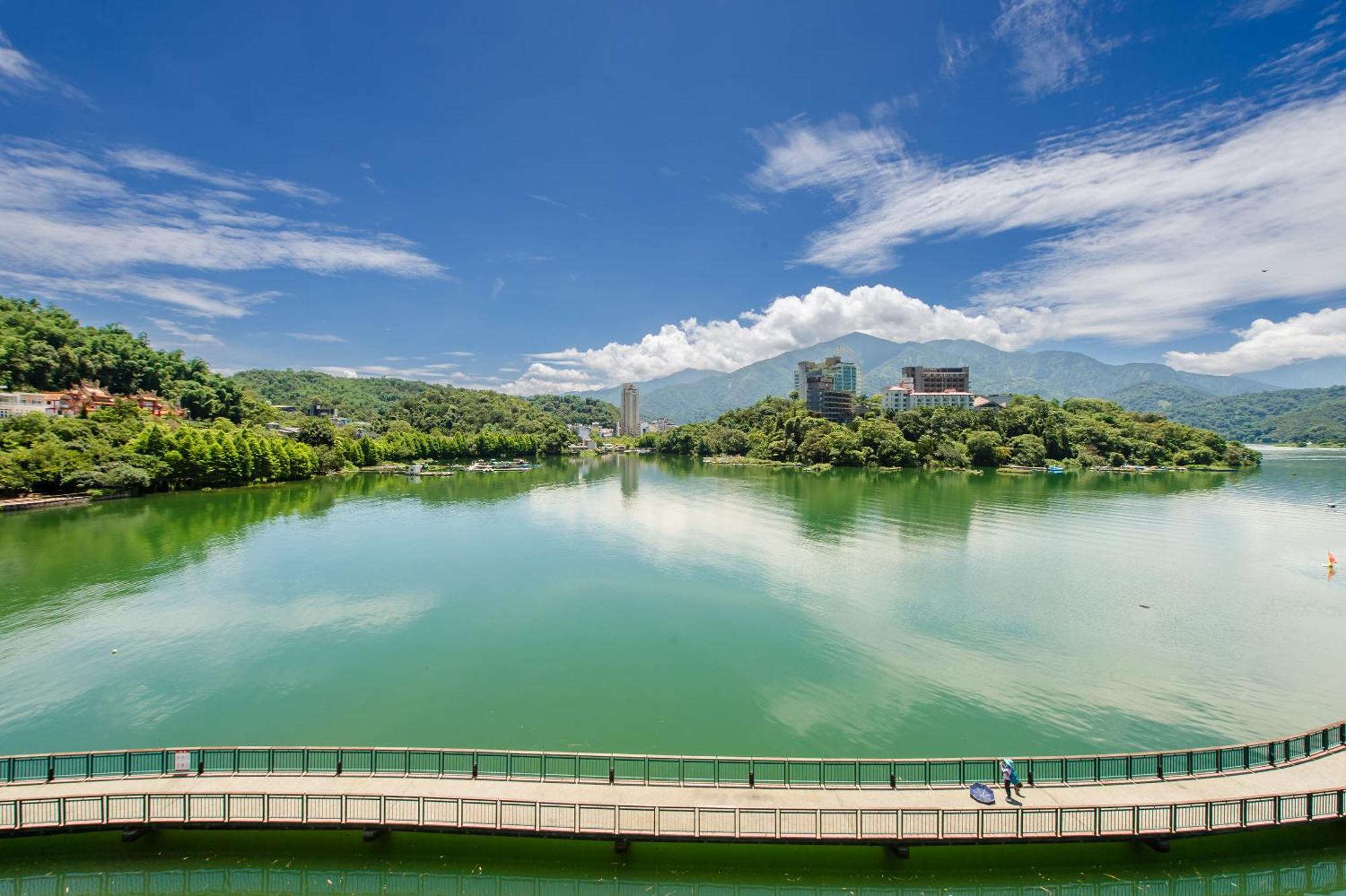 Bishui Shanju Lakeside B&B หยูฉี ภายนอก รูปภาพ
