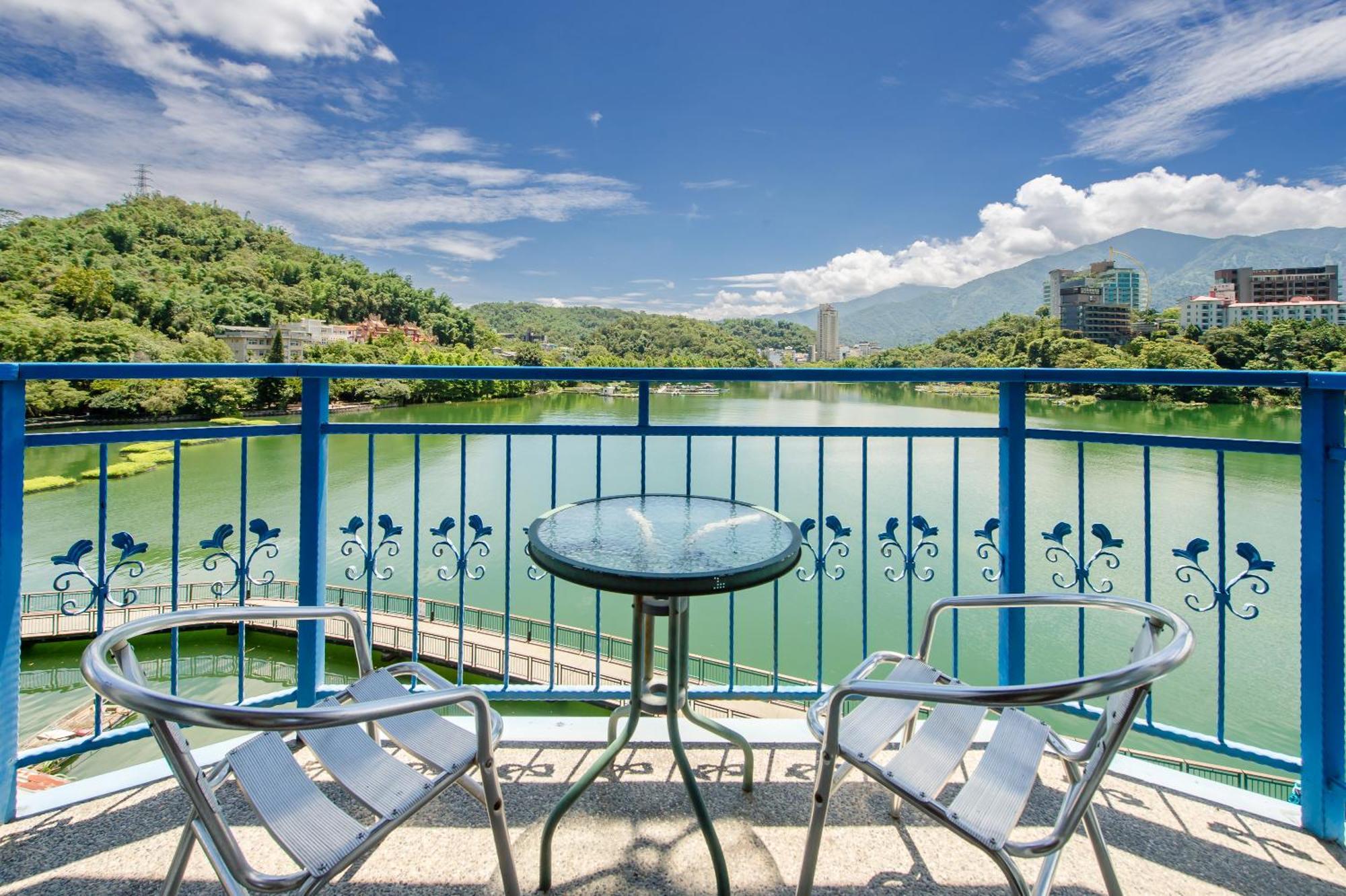Bishui Shanju Lakeside B&B หยูฉี ภายนอก รูปภาพ